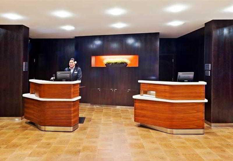 Courtyard By Marriott Woodland Hills Tulsa