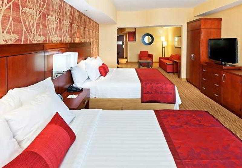 Hotel Courtyard By Marriott Woodland Hills