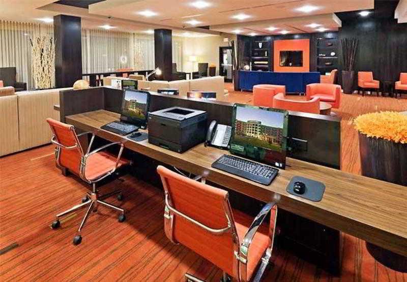 Courtyard By Marriott Woodland Hills Tulsa